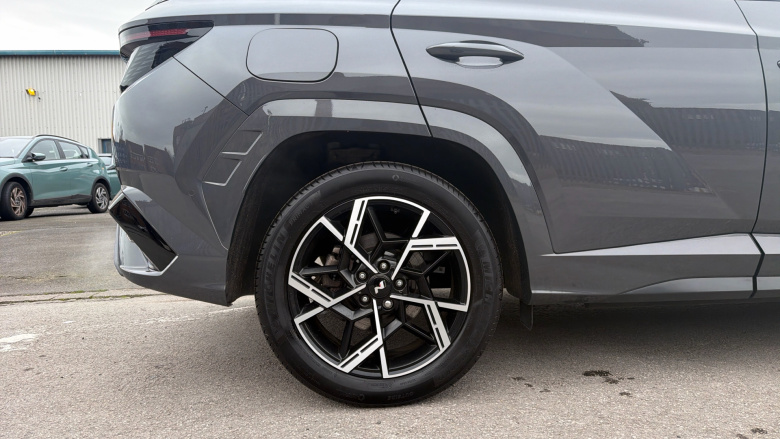 Hyundai TUCSON 1.6T Plug-in Hybrid N Line S 5dr Auto Estate